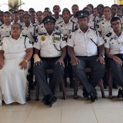 ශාන්ත ජෝන්  නිල ලාංඡන පැලඳවීම